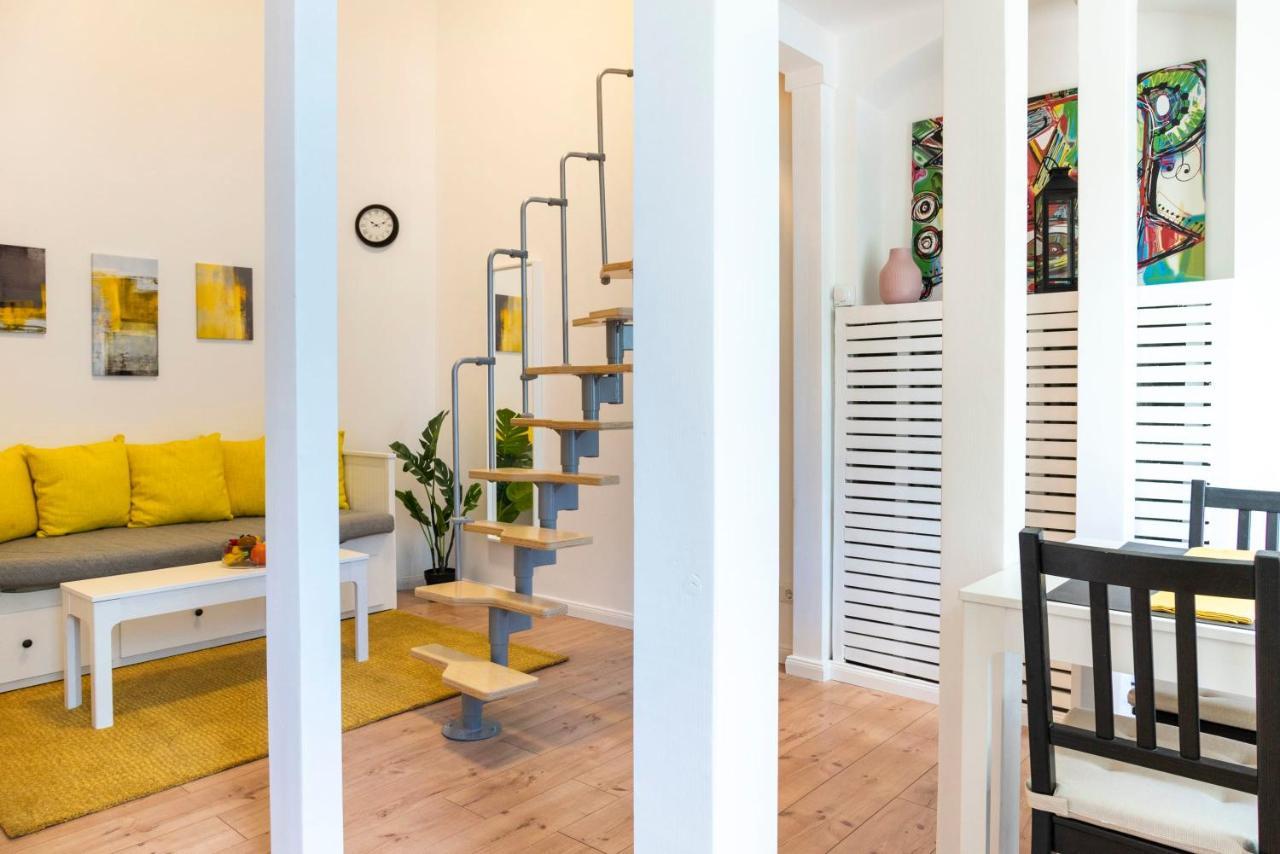 Spacious Loft Style Apartment In Berlin Willmersdorf מראה חיצוני תמונה