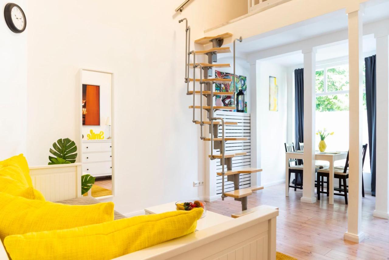 Spacious Loft Style Apartment In Berlin Willmersdorf מראה חיצוני תמונה