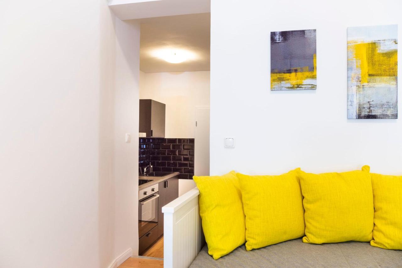 Spacious Loft Style Apartment In Berlin Willmersdorf מראה חיצוני תמונה